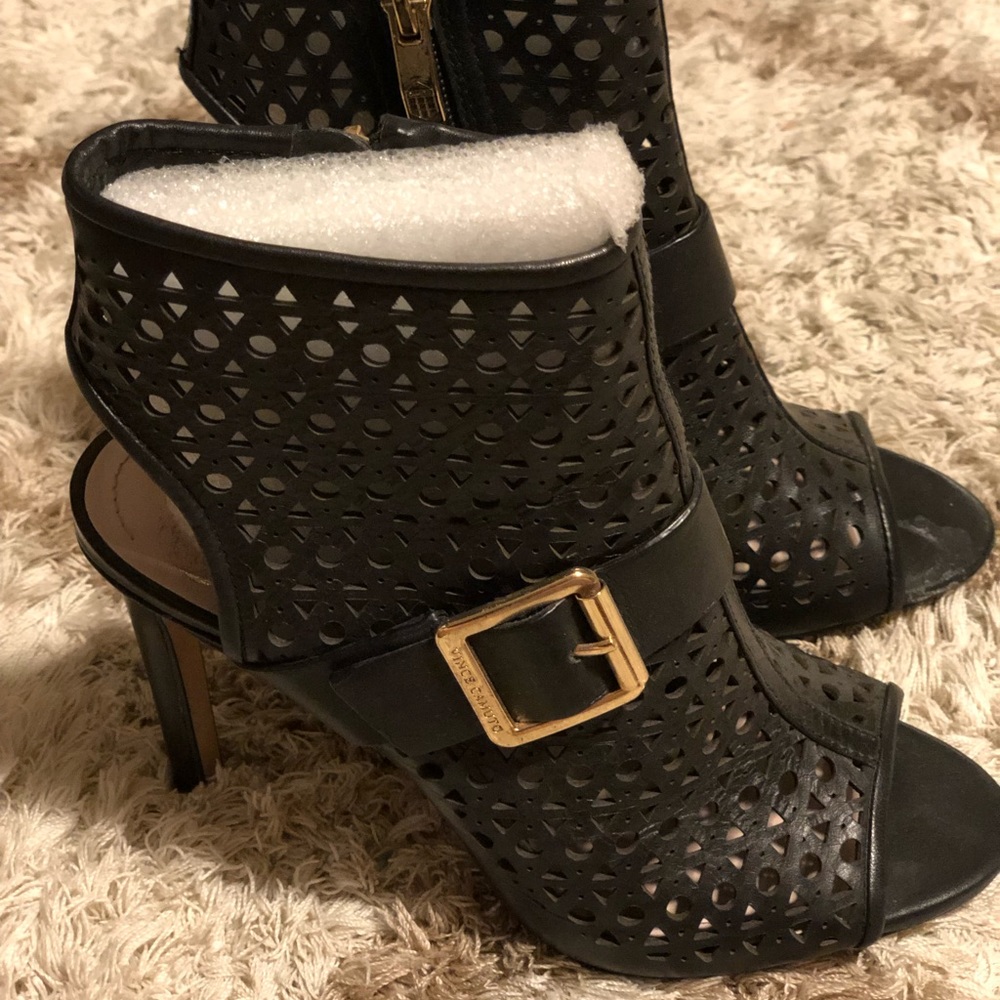 Vince Camuto Open toe booties